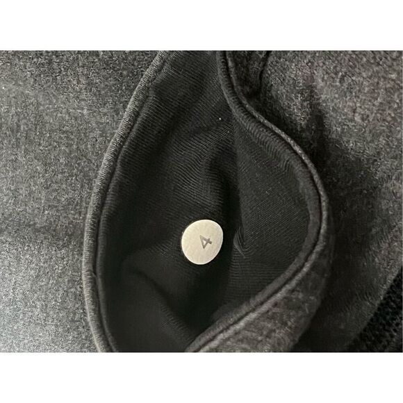 Lululemon Womens Size 4 Refine Crop Joggers Heathered Black Mid Rise Pull On - Picture 5 of 5